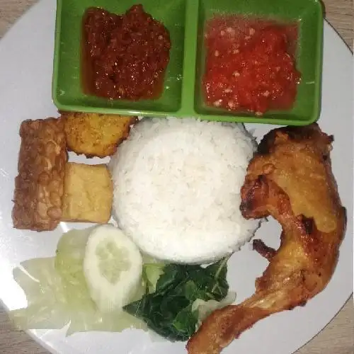 Gambar Makanan Nasi Tempong Awen, Denpasar 6