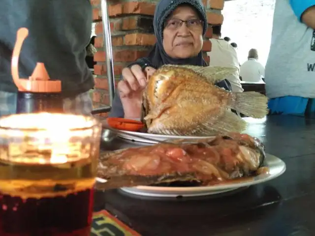 Gambar Makanan Restoran Pondok Laras 5