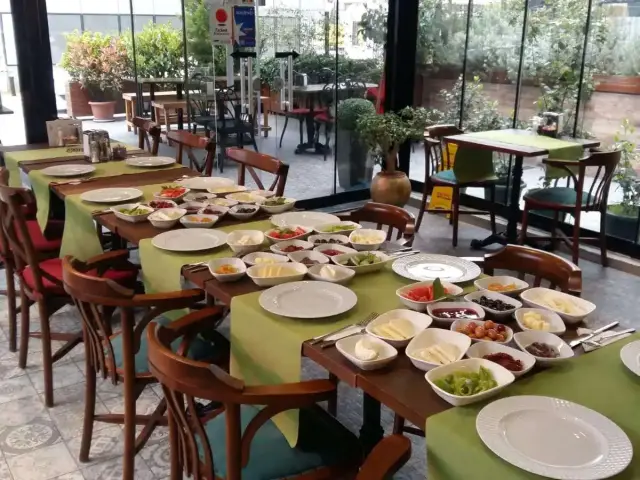 Ve Cafe & Restaurant'nin yemek ve ambiyans fotoğrafları 16