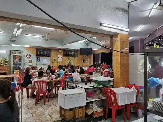 HHH Thai BBQ Restaurant Food Photo 4