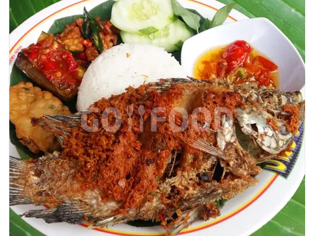 Gambar Makanan Ayam Bakar Ayam Penyet Wong Solo, Palembang 5
