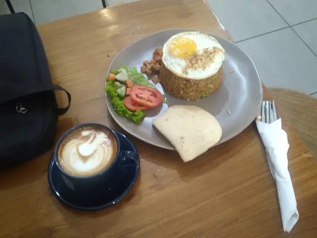 Gambar Makanan Pivot Coffee 2