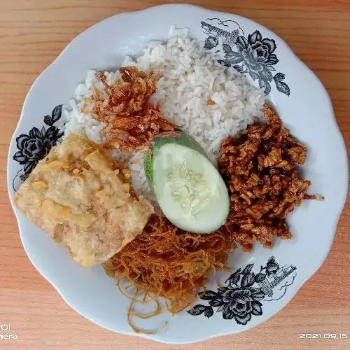 Gambar Makanan Nasi Uduk Bu War, Sukarame 3