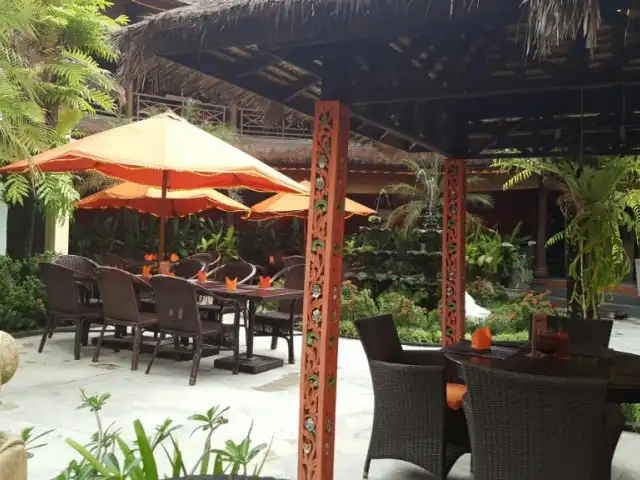 Gambar Makanan Garden Restaurant 15