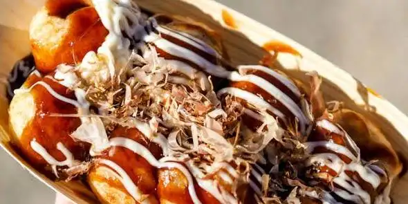 Takoyaki Okonomiyaki Topokki Kimbab Pisang Keju Nasi Goreng, Gumuruh