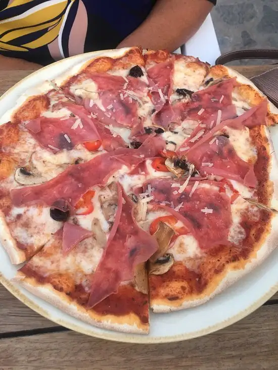 Baba Pizza, Cesme Marina'nin yemek ve ambiyans fotoğrafları 7