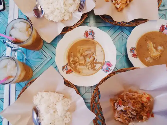 Gambar Makanan Spesial Ayam Geprek Kuah Tongseng Bu Made 6