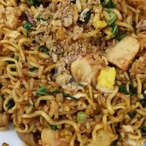 Gambar Makanan Nasi Goreng Gila, Dr. Setiabudi 16