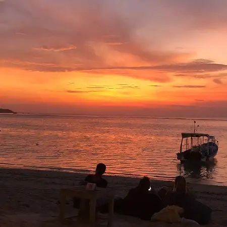 Gambar Makanan Agus Shipwreck Bar & Restaurant 2