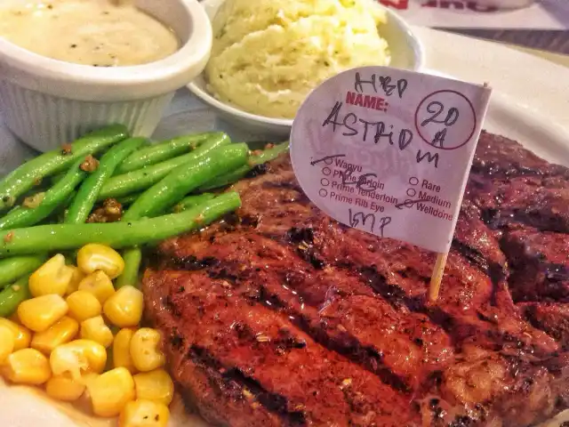 Gambar Makanan Steak Hotel by Holycow! 18