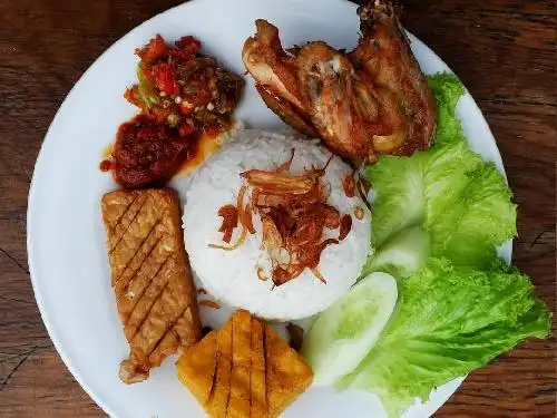 Ayam Goreng Kalasan Bpk. Marjo, Melawai