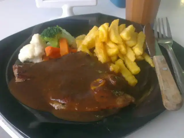 Enak Chicken Chop & Western Grill Food Photo 3