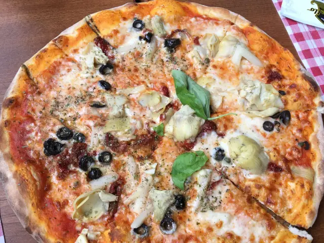 Fornello Pizza'nin yemek ve ambiyans fotoğrafları 30