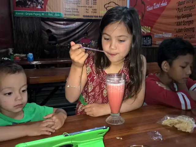 Gambar Makanan Warung Gongso 10