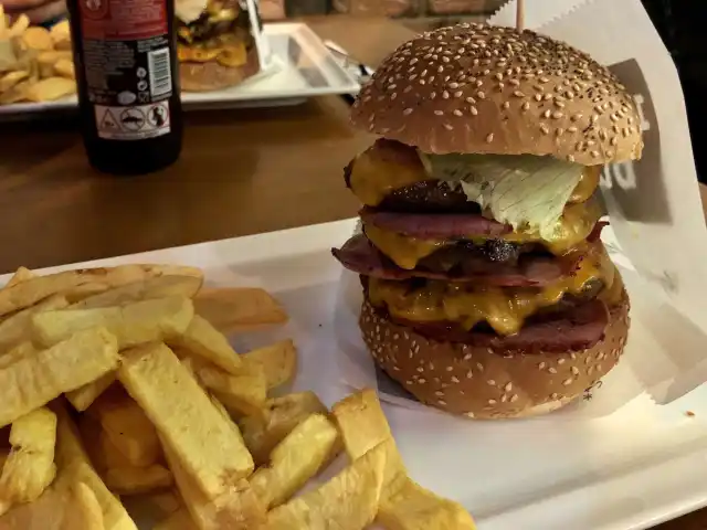 Mm&g's Burger'nin yemek ve ambiyans fotoğrafları 21