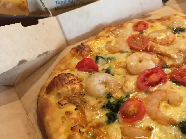 Domino's Pizza Food Photo 10