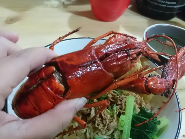 Gambar Makanan Mie Lobster 9