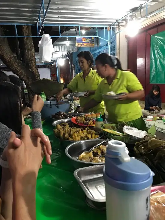 Gambar Makanan Nasi Liwet Yu Sani 13