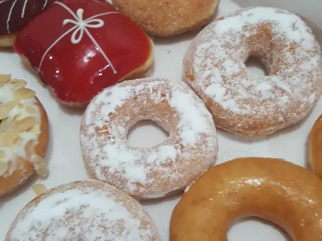 Gambar Makanan Krispy Kreme 7