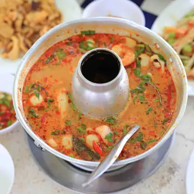 Tuan Poh Fasia Tom Yam