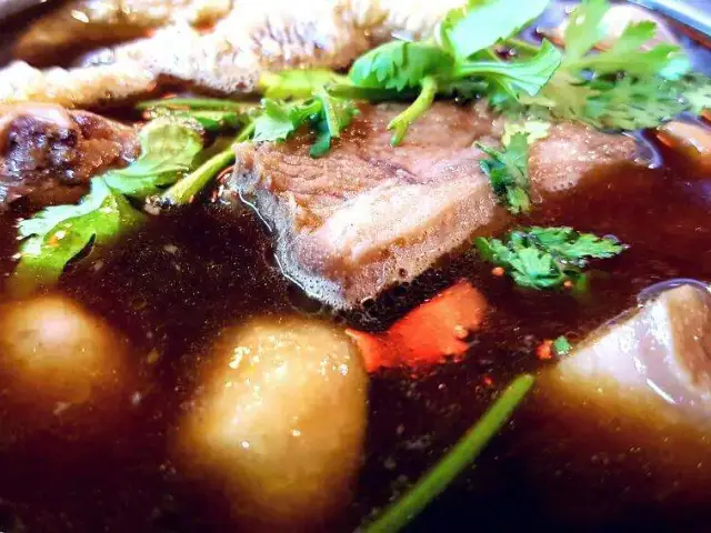 Meat In Claypot Food Photo 7
