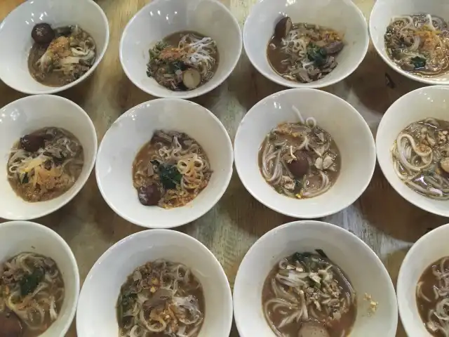 Boat Noodle Food Photo 13