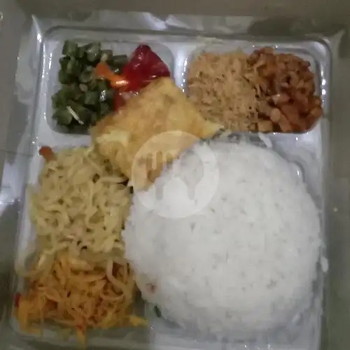 Gambar Makanan Nasi Jinggo Bu Titik, Mantrijeron 4