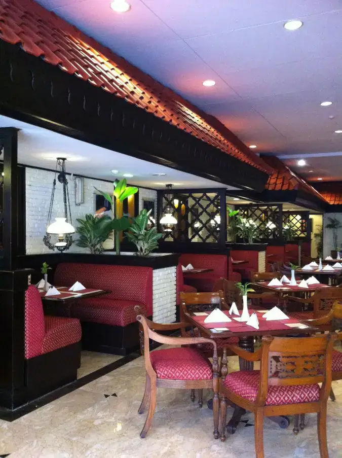 Betawi Cafe - The Jayakarta Hotel