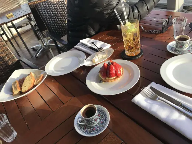 Summit Bar and Terrace - Conrad İstanbul Bosphorus'nin yemek ve ambiyans fotoğrafları 40