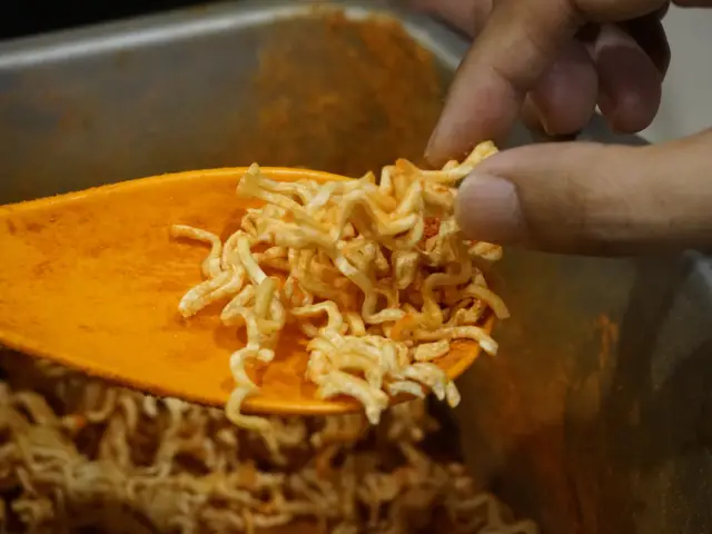 Gambar Makanan Makaroni Ngehe 10