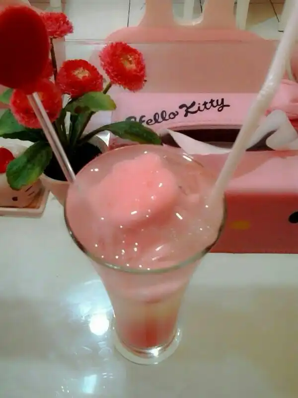 Gambar Makanan Pink House Cafe 3