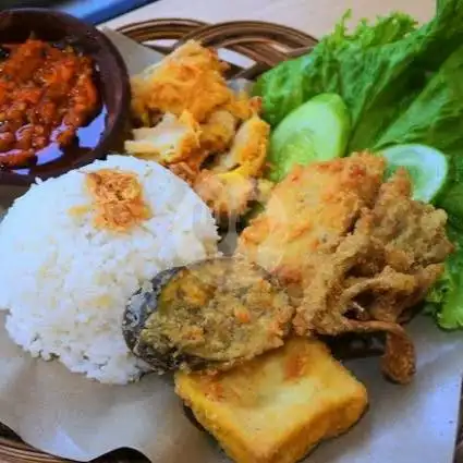 Gambar Makanan Jagoan Ayam Geprek, 3 Saudara 9