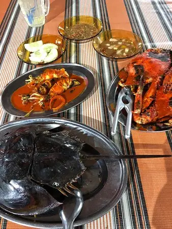 Mona Ikan Bakar & Makanan Laut Food Photo 4