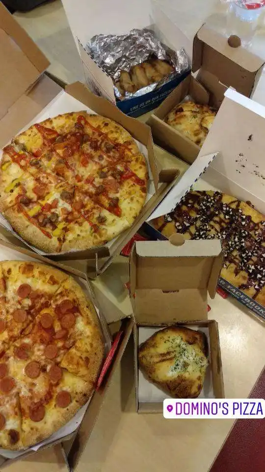 Gambar Makanan Domino's Pizza 18