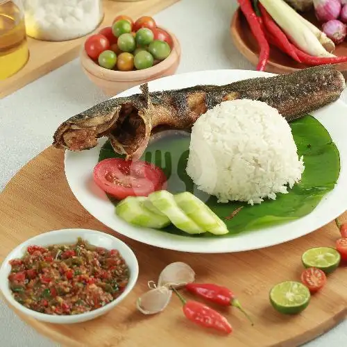 Gambar Makanan Pecel Lele Sambel Rampai, Slipi 16