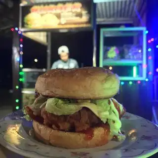 SaSaJ Burger