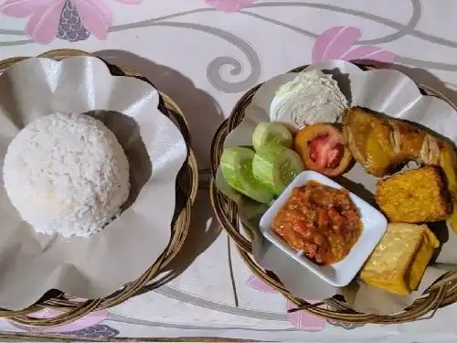 Pecel Ayam Edo Sambal Ulek Mantap 