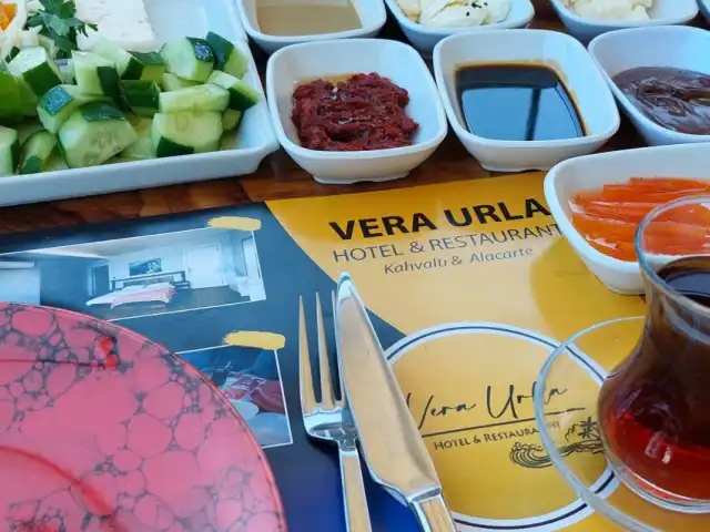Vera Urla Hotel & Restaurant'nin yemek ve ambiyans fotoğrafları 6