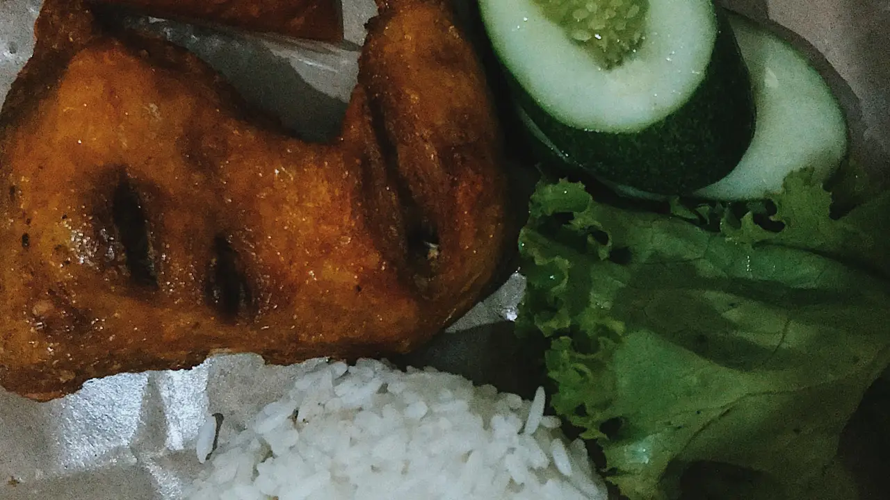 Pecel Lele Mbak Pur