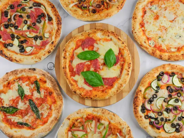 Geetons Pizzeria-Lipa City Food Photo 1