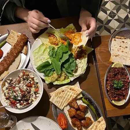 Yirmibir Kebab'nin yemek ve ambiyans fotoğrafları 2