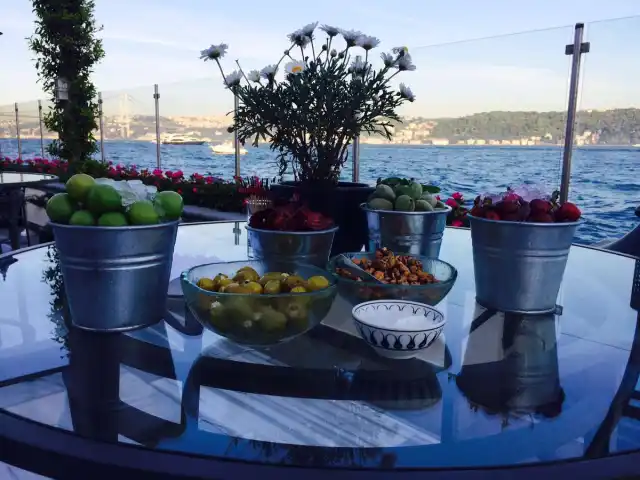 Aqua Restaurant - Four Seasons Hotel Bosphorus'nin yemek ve ambiyans fotoğrafları 32