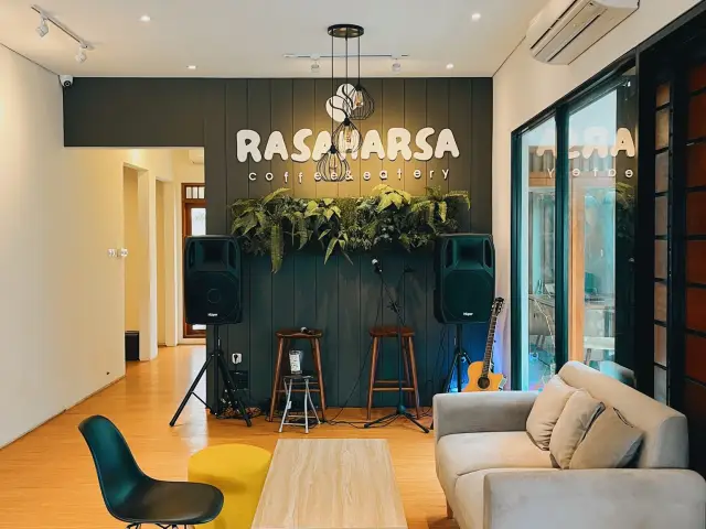 Gambar Makanan Rasaharsa Coffee & Eatery 14