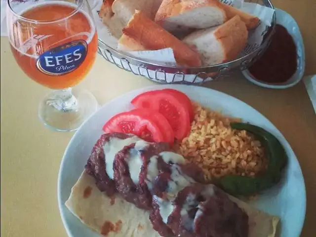 Karaköy Gedikli Köfte'nin yemek ve ambiyans fotoğrafları 61