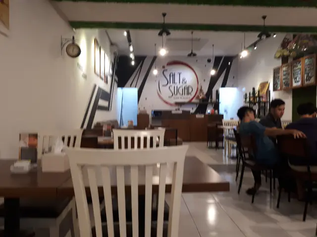 Gambar Makanan Salt & Sugar Cafe and Bistro 13