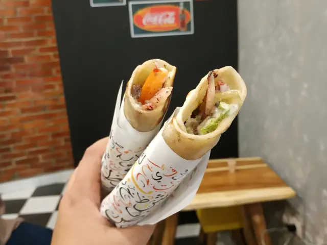 Gambar Makanan Emado's Shawarma 17