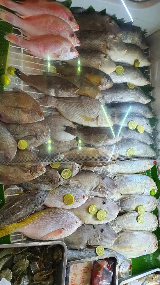 Gambar Makanan Ikan Bakar Katombo 15