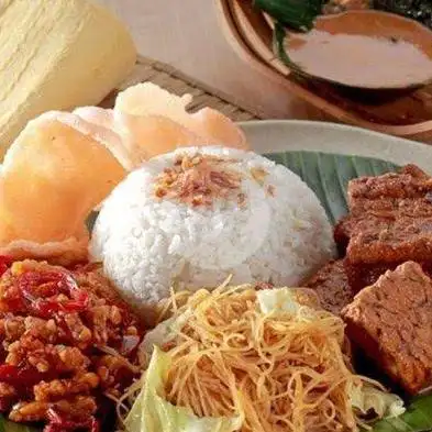 Gambar Makanan Nasi Uduk Bu Aas, Jl Jembatan Besi İi 2