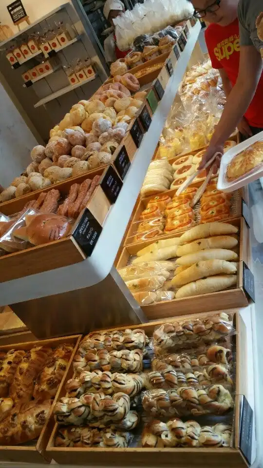 Gambar Makanan Provence Bakery 5