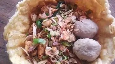 Mie Ayam Goreng Level Pedas Wonogiri, Pemuda